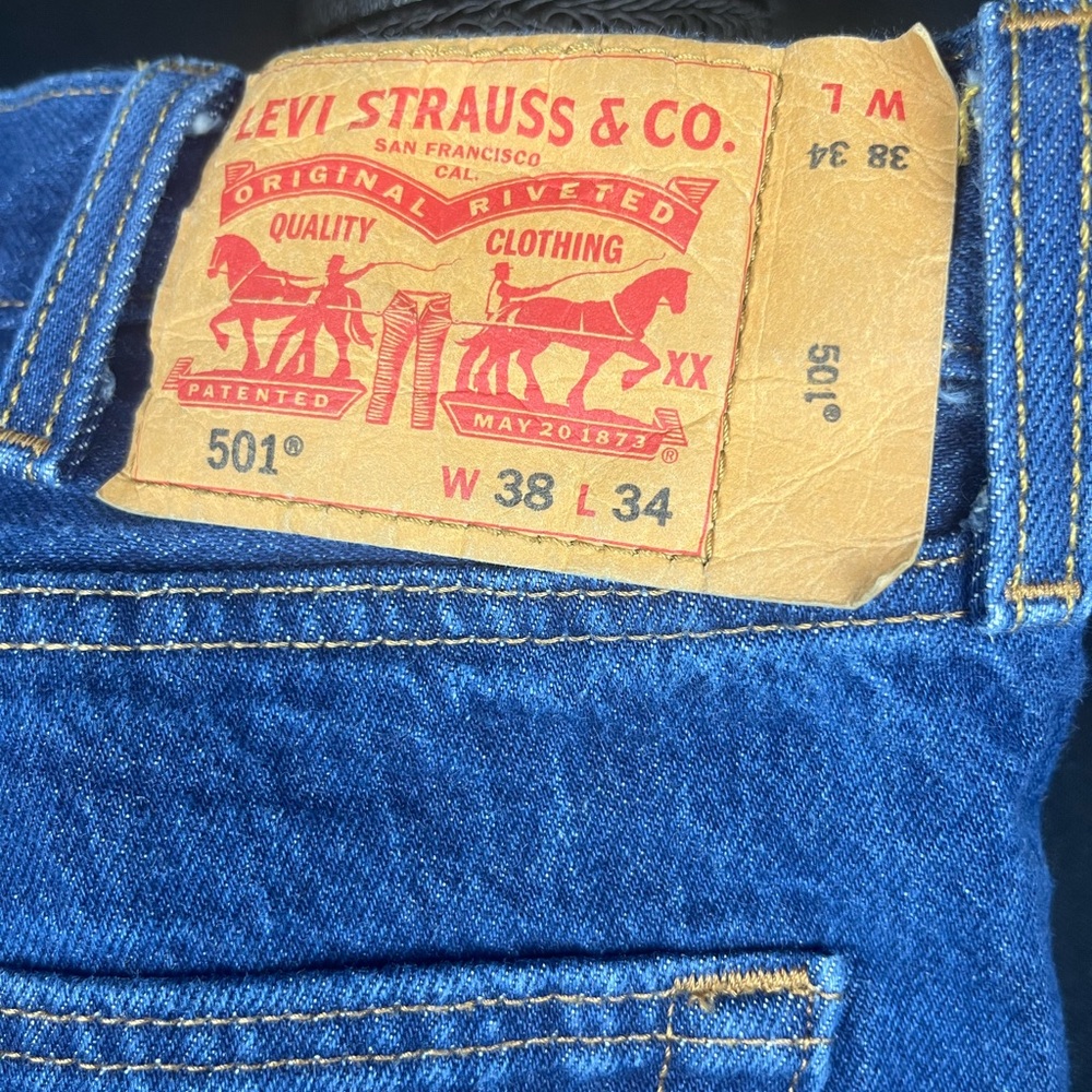 Levi's 501 Blue Jeans